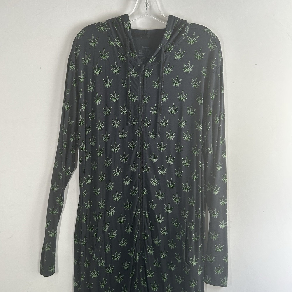 MeUndies Weed Print Ganja Pot LeafOne Piece Unisex M/L Black Sleep Pajama Hoodie